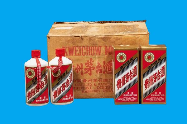 龙陵县回收陈年茅台酒